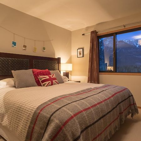 Home Lodge Golden Εξωτερικό φωτογραφία