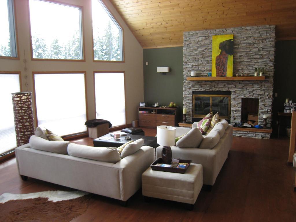 Home Lodge Golden Εξωτερικό φωτογραφία